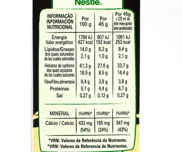 NESTLÉ CHOCAPIC CHOCAPIC GRANOLA CRUNCHY MUESLI. NESTLÉ CHOCAPIC CHOCAPIC GRANOLA CRUNCHY MUESLI.