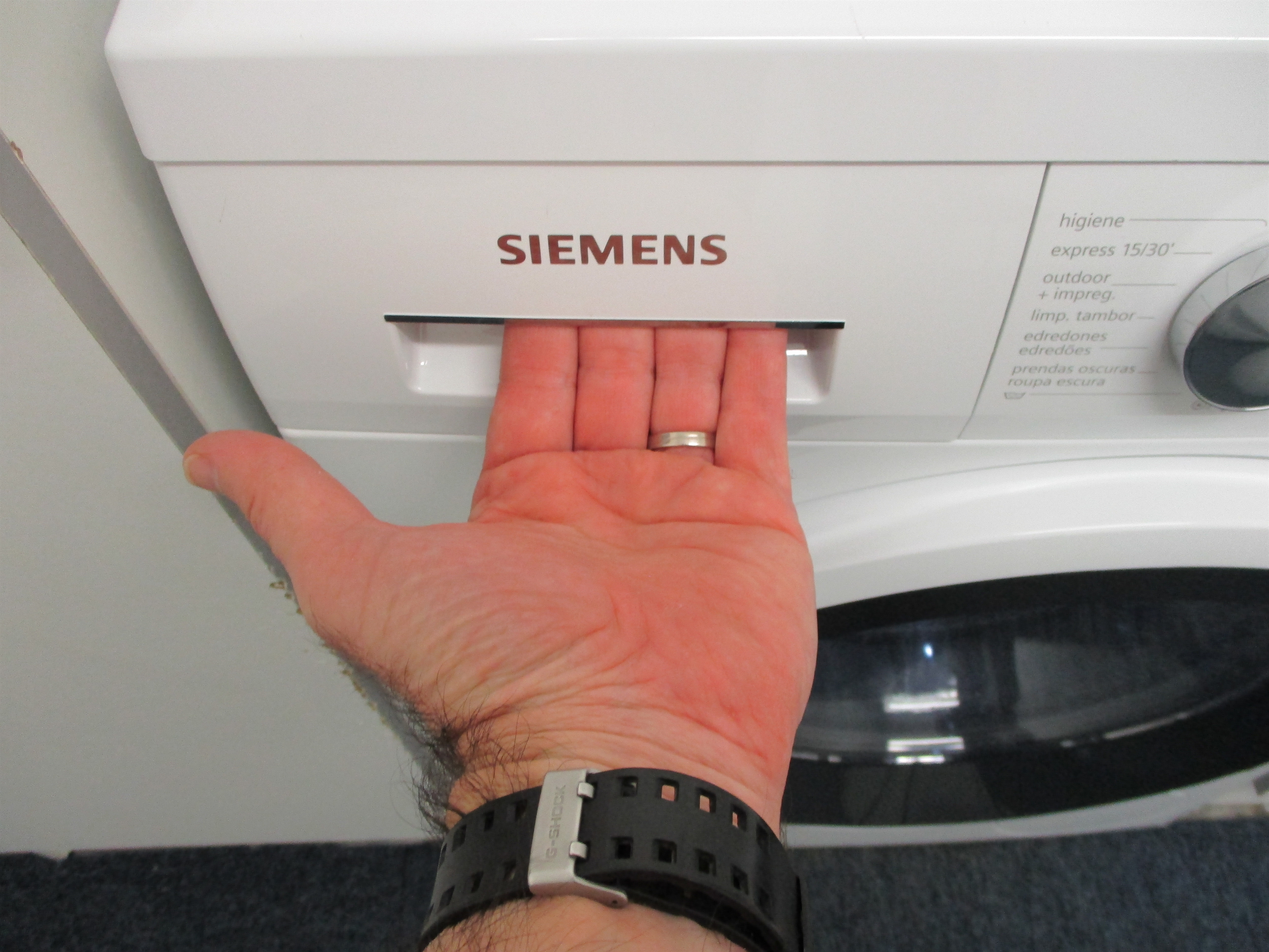 SIEMENS WU12UT61ES