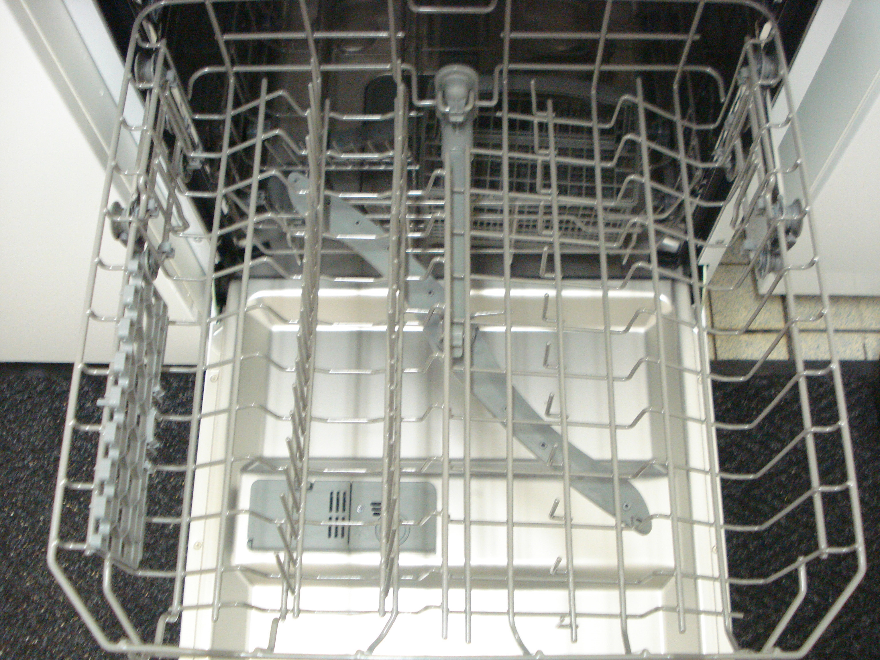 DAEWOO DDW-MQ 1211 W