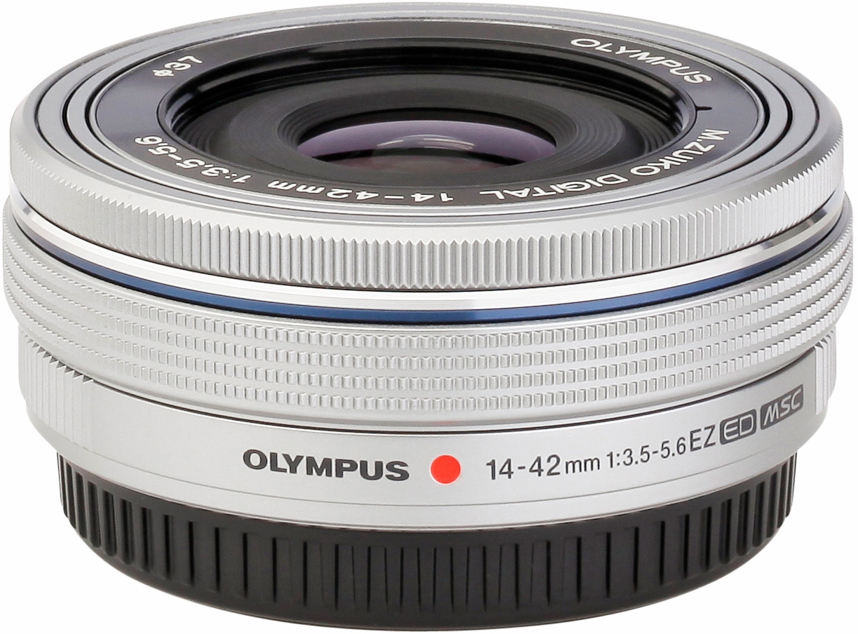 OLYMPUS OM-D E-M10 MARK III + M.ZUIKO DIGITAL 14-42MM EZ