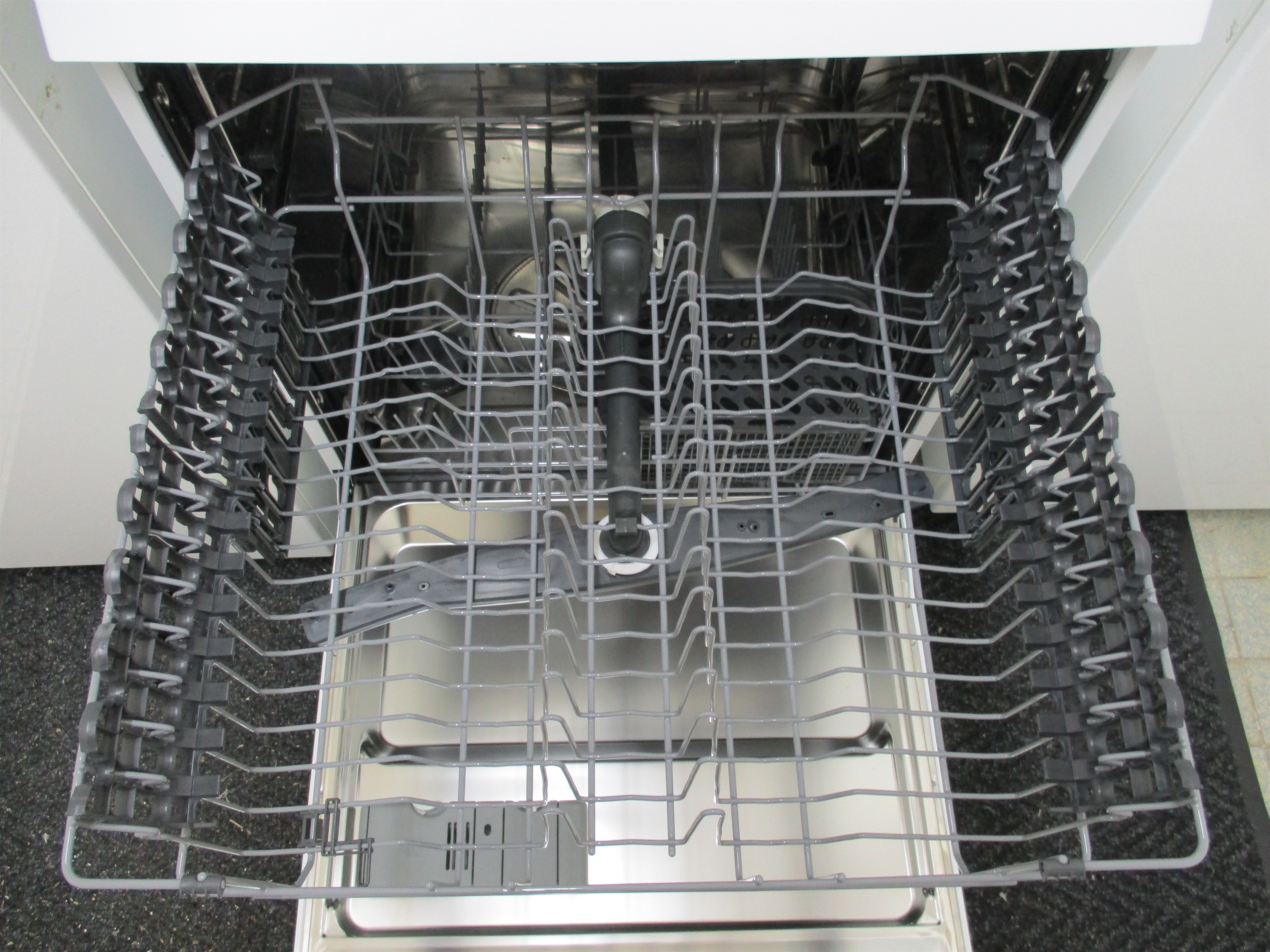 AEG FFB41600ZW