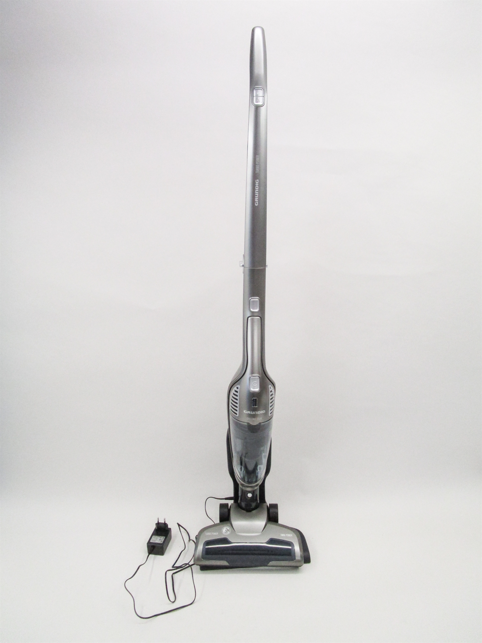 GRUNDIG VCH 9632 (21.6V)