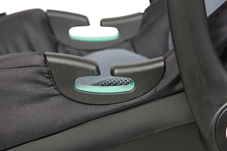 LIONELO ASTRID I-SIZE + BASE