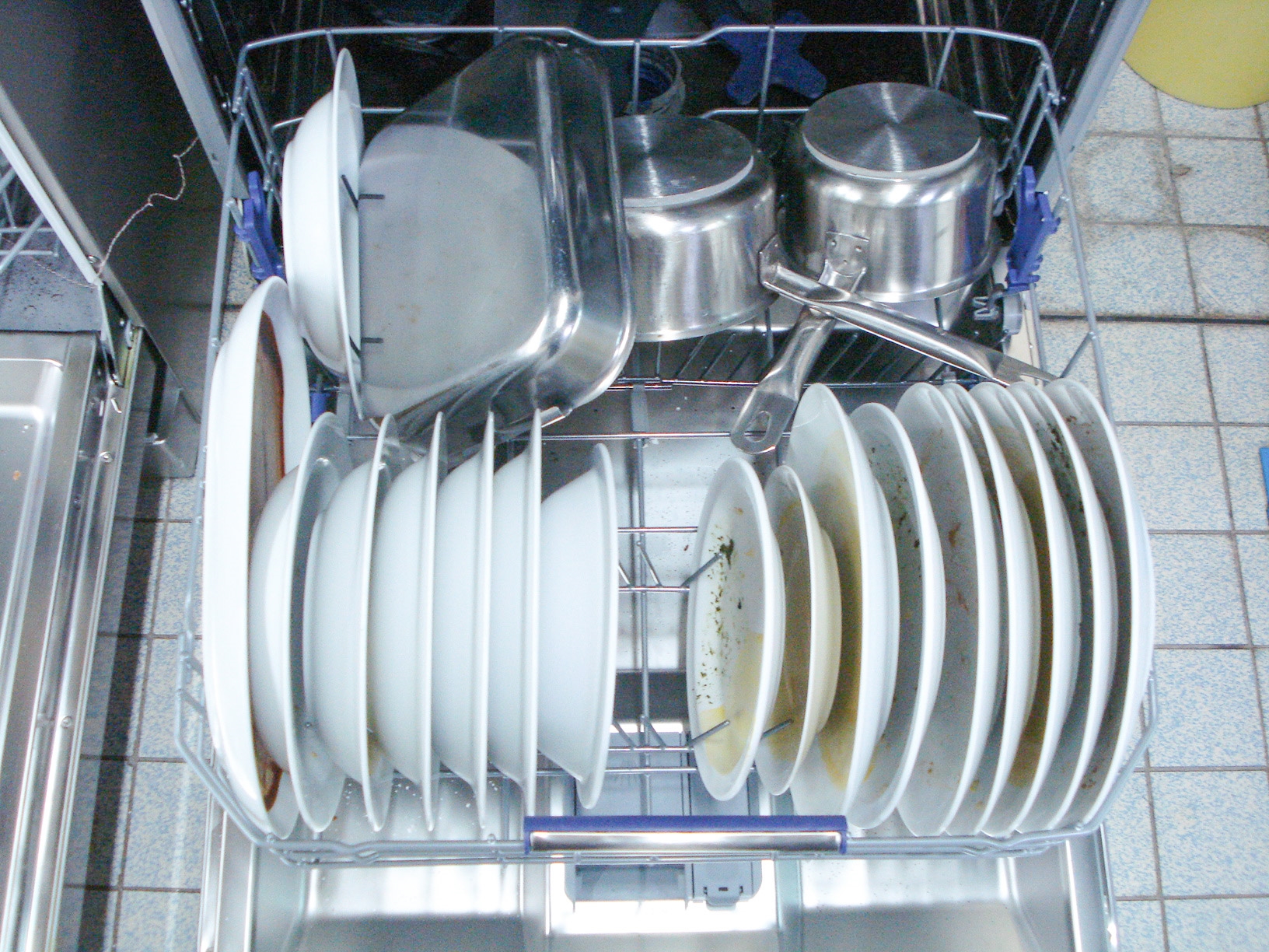 BEKO DFN28430X