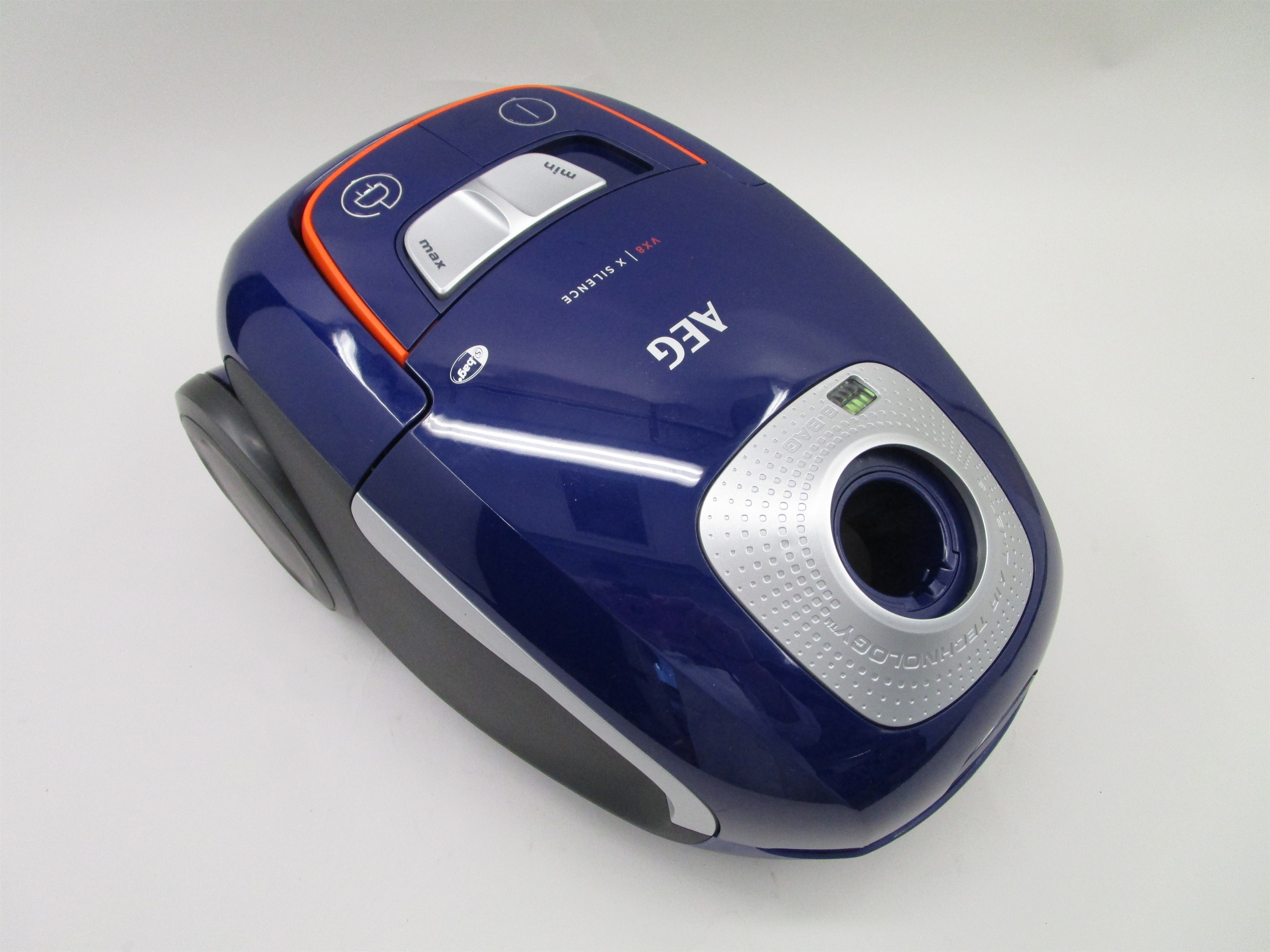 AEG VX8-3-DB-M