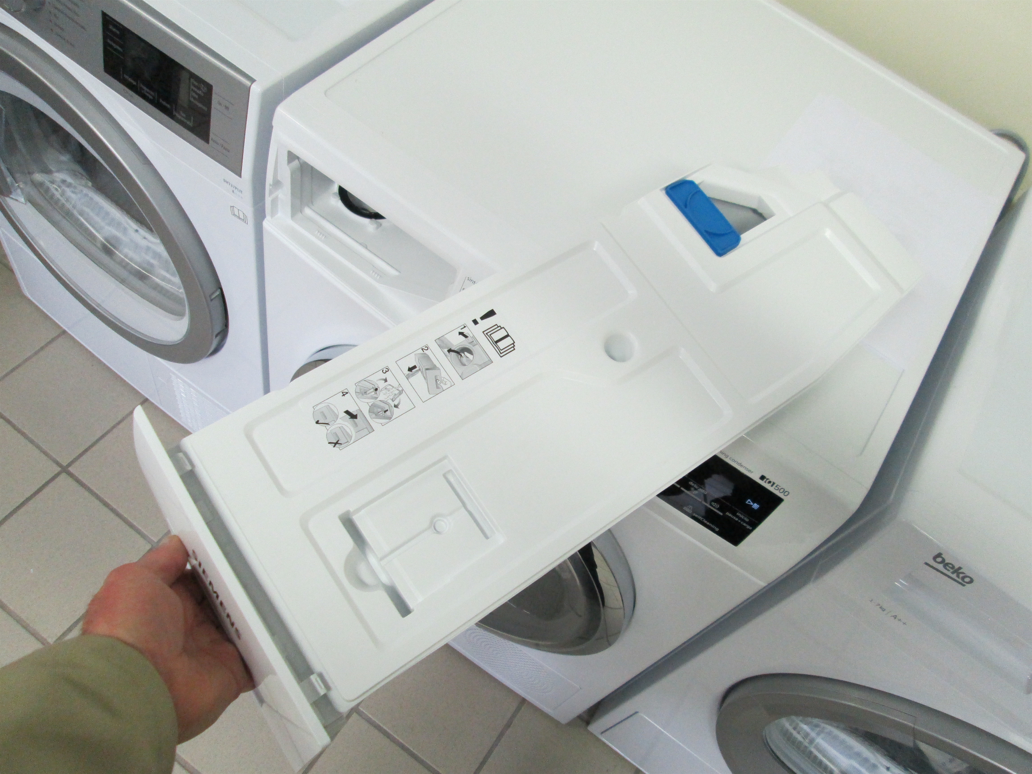 SIEMENS WT47G439EE