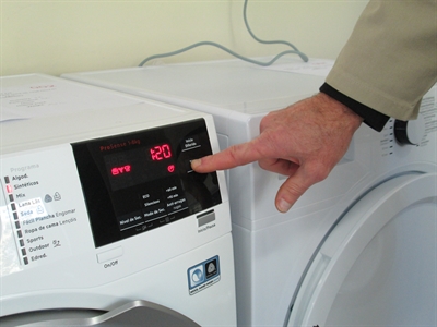 AEG T8DBG862