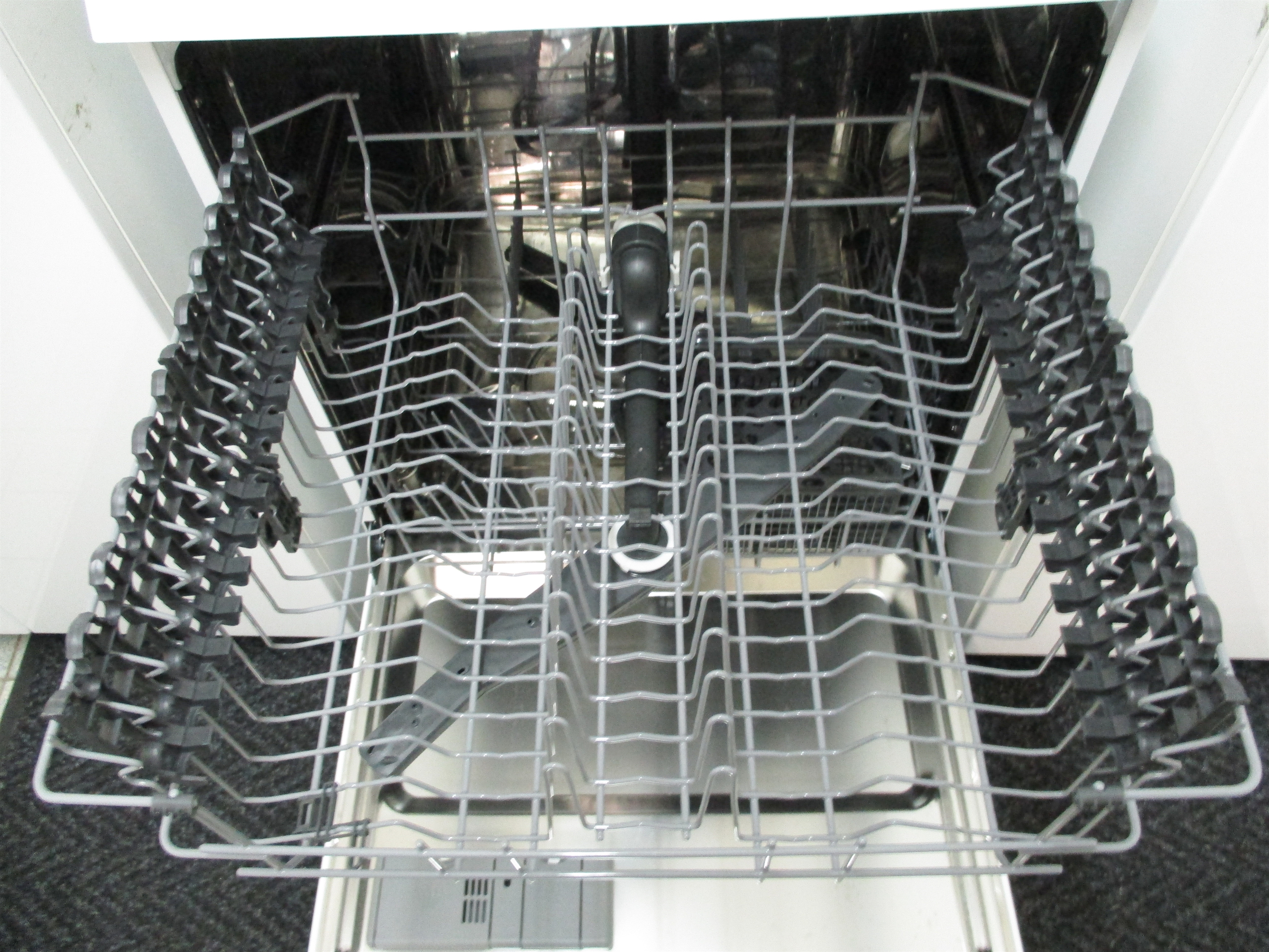 ZANUSSI ZDF22002WA