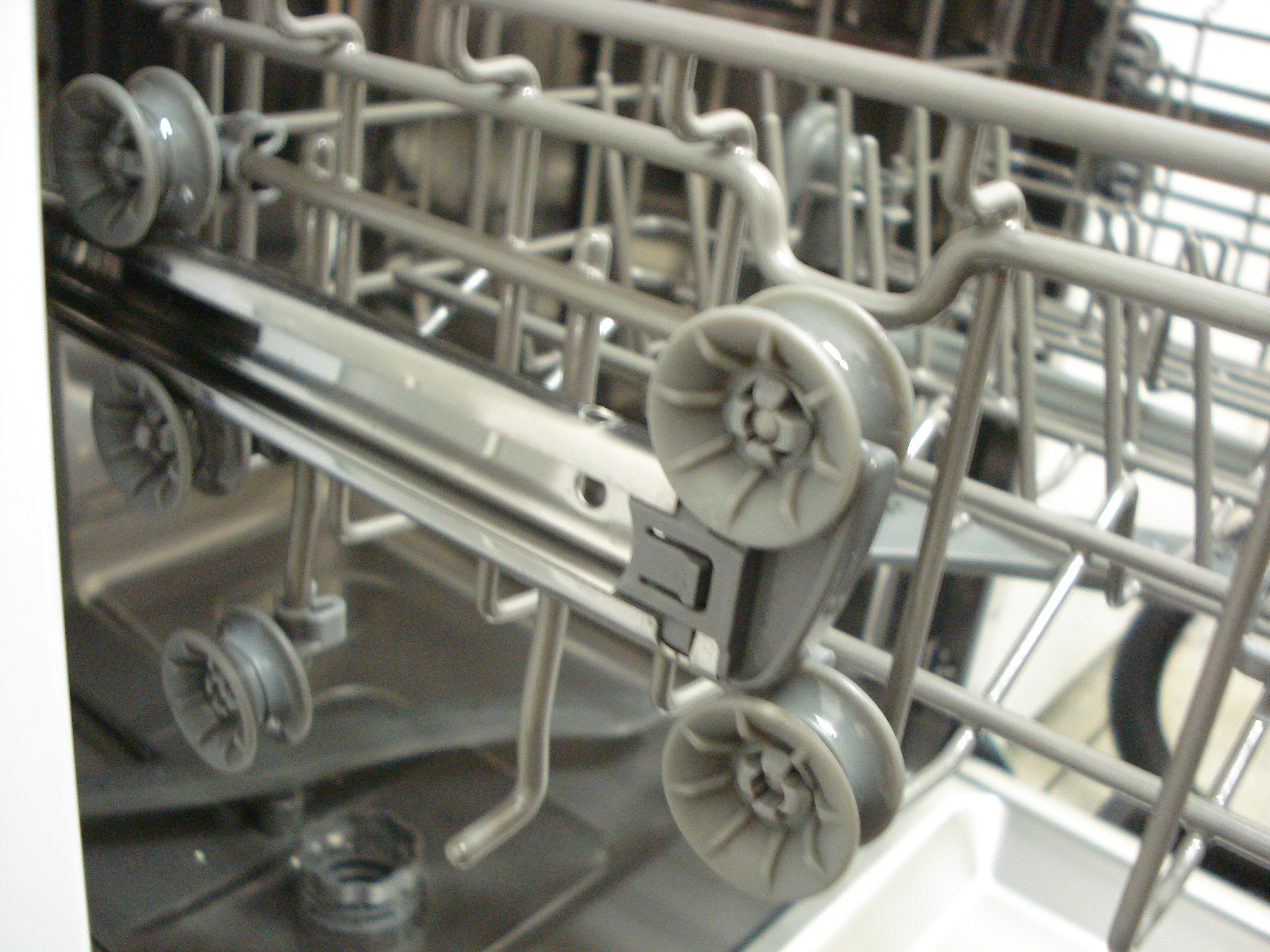 DAEWOO DDW-MQ 1211 W