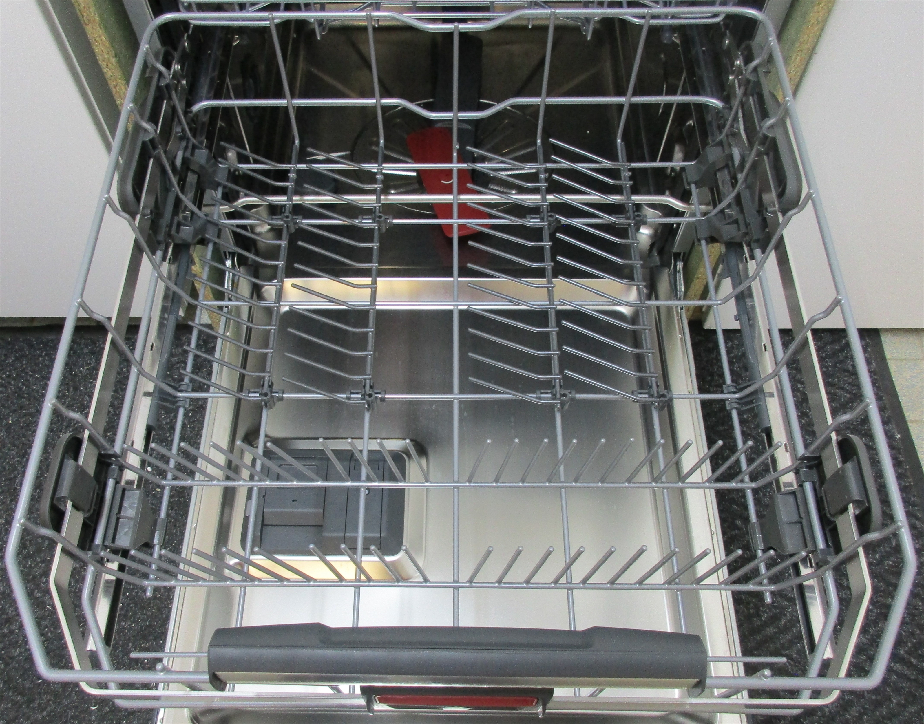 AEG FSE83847P